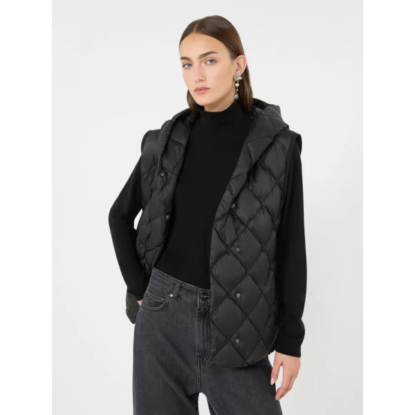 Max Mara Giochi Water-Repellent Padded Gilet in Black | Vests | Coveti