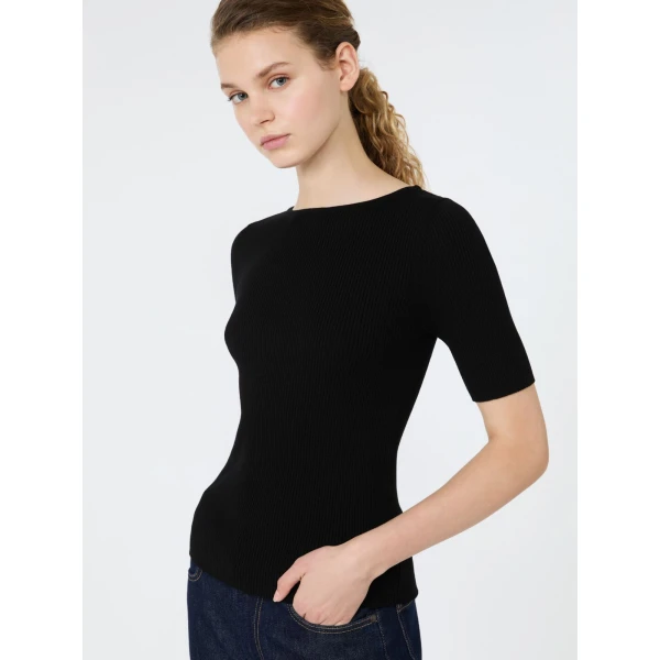 Max Mara Gola Slim Fit Viscose Jumper in Black | Sweaters | Coveti