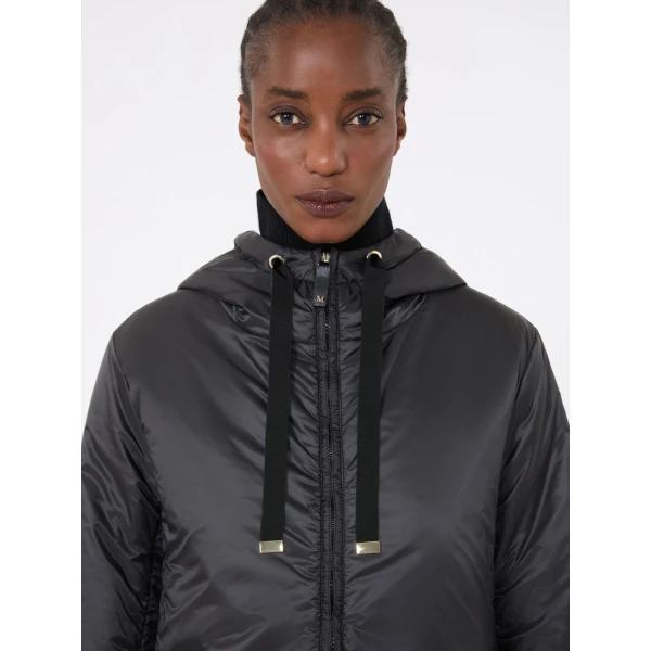 Max Mara Greenh Padded Water-Repellent Hooded Jacket in Black | Jackets | Coveti