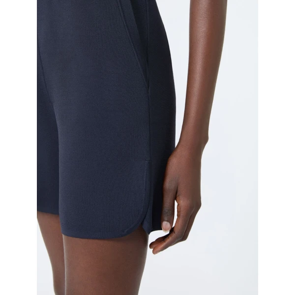 Max Mara Idoneo Crepe Yarn Shorts in Ultramarine | Shorts | Coveti