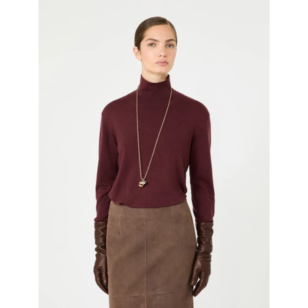Max Mara Kiku Wool and Silk Turtleneck in Bordeaux | Turtlenecks | Coveti