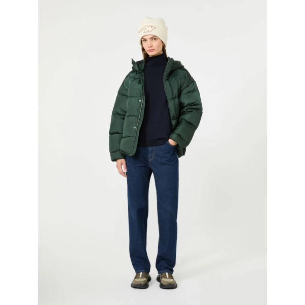 Max Mara Kiku Wool and Silk Turtleneck in Navy | Turtlenecks | Coveti