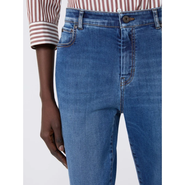 Max Mara Lana Slim Cropped Stretch Denim Jeans in Navy | Denim | Coveti