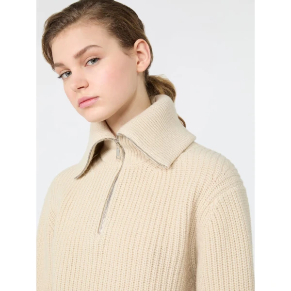 Max Mara Laser Wool Half-Zip Roll-Neck Jumper in Ice Grey | Turtlenecks | Coveti