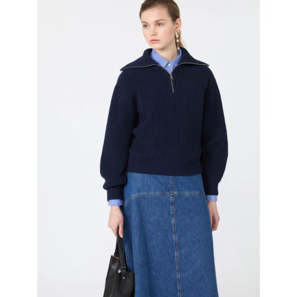 Max Mara Laser Wool Half-Zip Roll-Neck Jumper in Navy | Turtlenecks | Coveti