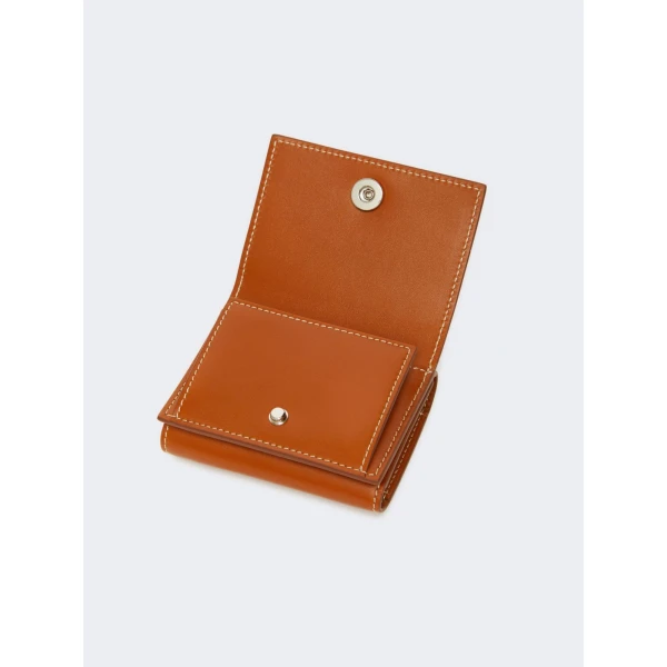 Max Mara Leather Tri-Fold Purse in Rust | Wallets & Purses | Coveti