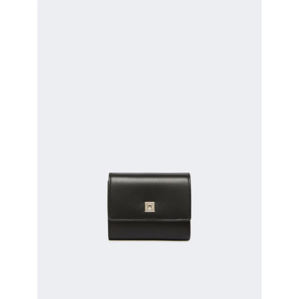 Max Mara Leather Tri-Fold Wallet in Black | Wallets & Purses | Coveti