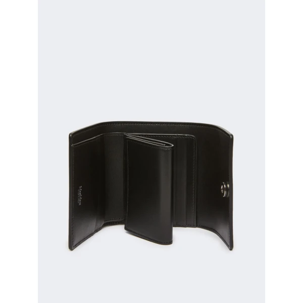 Max Mara Leather Tri-Fold Wallet in Black | Wallets & Purses | Coveti