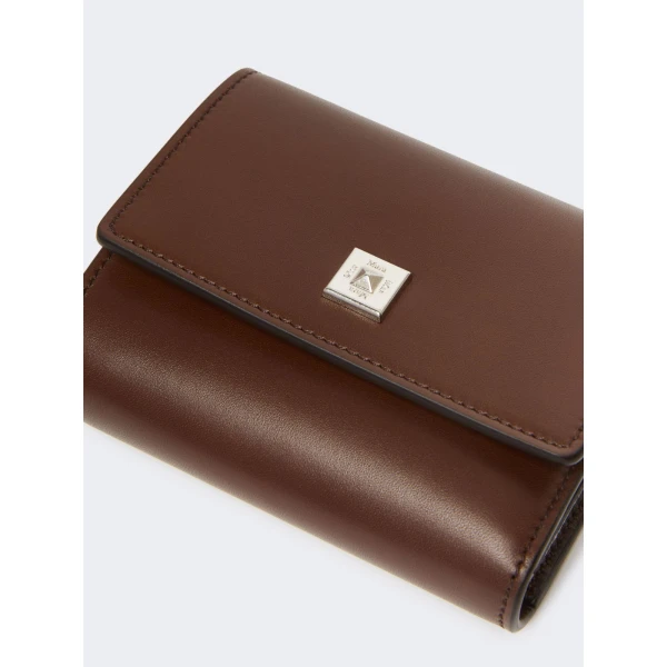 Max Mara Leather Tri-Fold Wallet in Cocoa | Wallets & Purses | Coveti