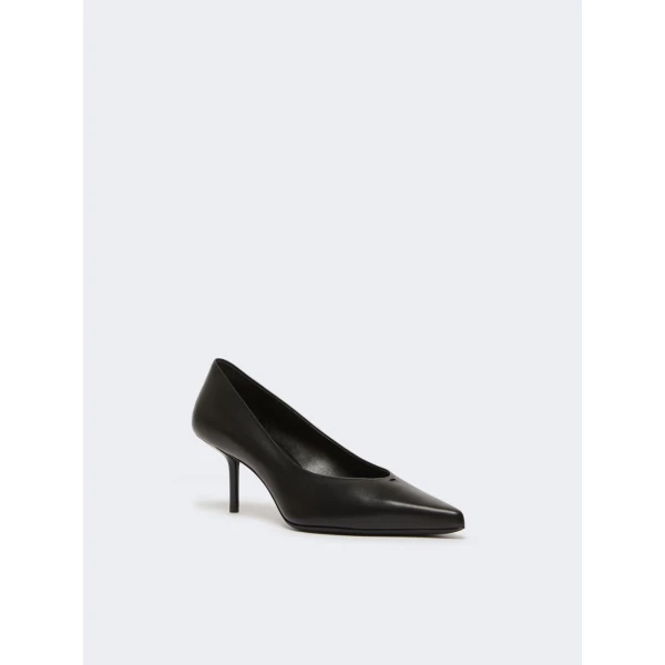 Max Mara Lightpump Smooth Leather Court Shoes in Black | Heels | Coveti