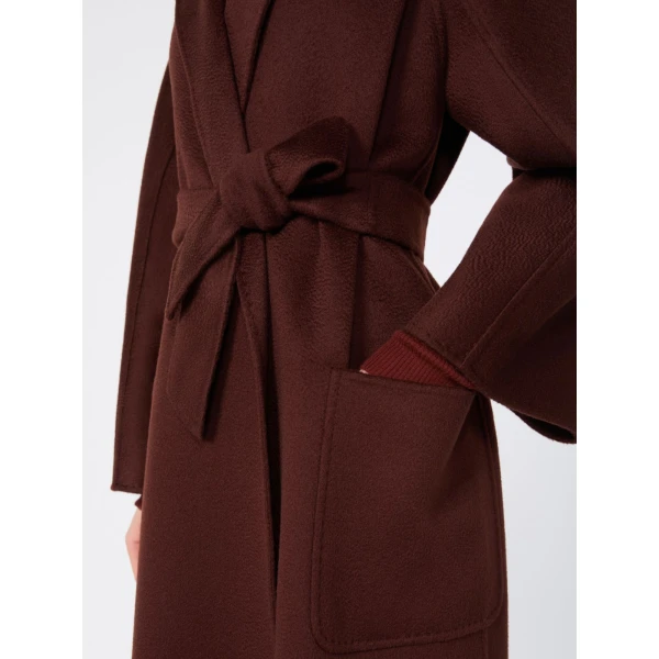 Max Mara Ludmilla Icon Coat in Brown Bordeaux | Coats | Coveti