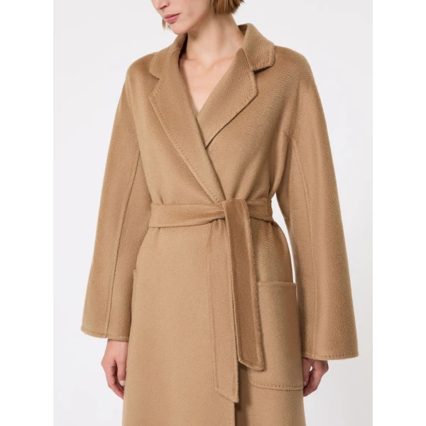 Max Mara Ludmilla Icon Coat in Camel | Coats | Coveti