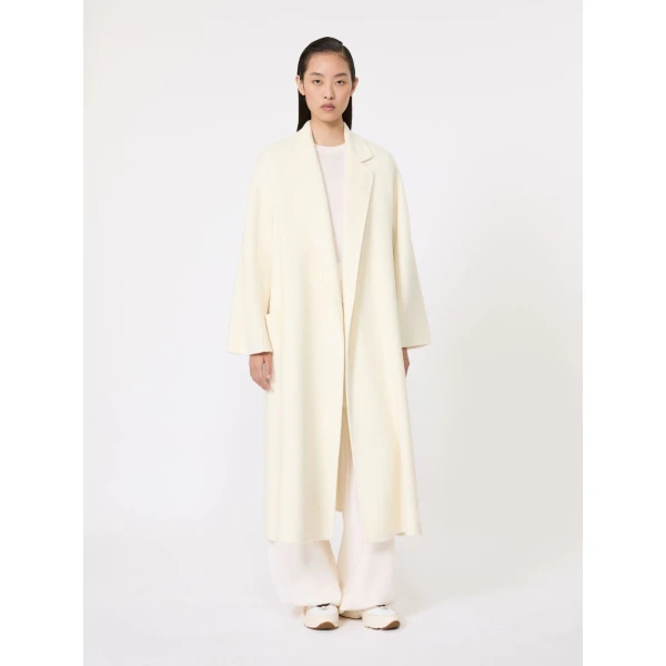 Max Mara Ludmilla Icon Coat in Double-Faced Cashmere in White | Coats | Coveti