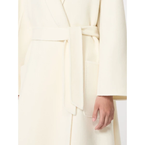 Max Mara Ludmilla Icon Coat in Double-Faced Cashmere in White | Coats | Coveti