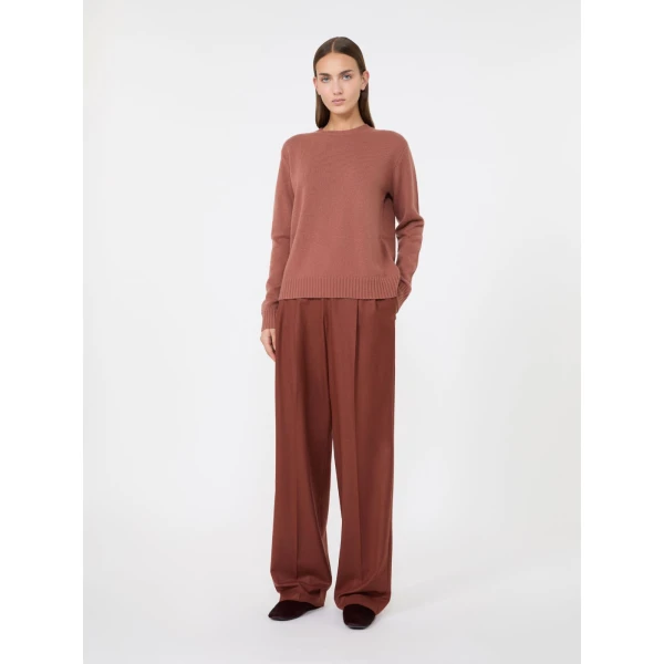 Max Mara Lume Cashmere Yarn Sweater in Antique Rose | Sweaters | Coveti