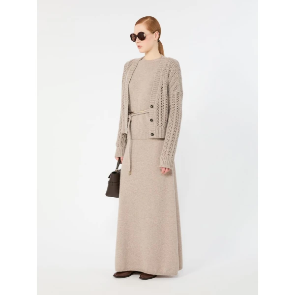 Max Mara Lume Cashmere Yarn Sweater in Sand | Sweaters | Coveti