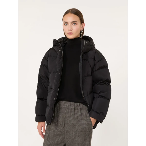 Max Mara Lusso Water-Repellent Taffeta Down Jacket in Black | Jackets | Coveti