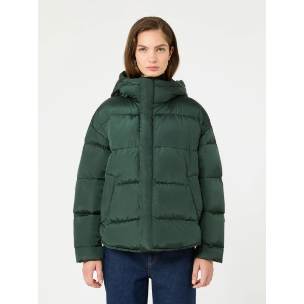Max Mara Lusso Water-Repellent Taffeta Down Jacket in Dark Green | Jackets | Coveti