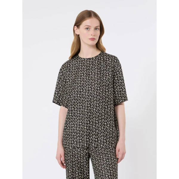 Max Mara Mambo Printed Silk T-Shirt Blouse in Black and White | Blouse | Coveti