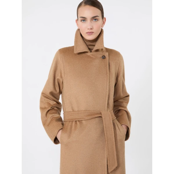 Max Mara Manuela Icon Coat in Camel | Coats | Coveti