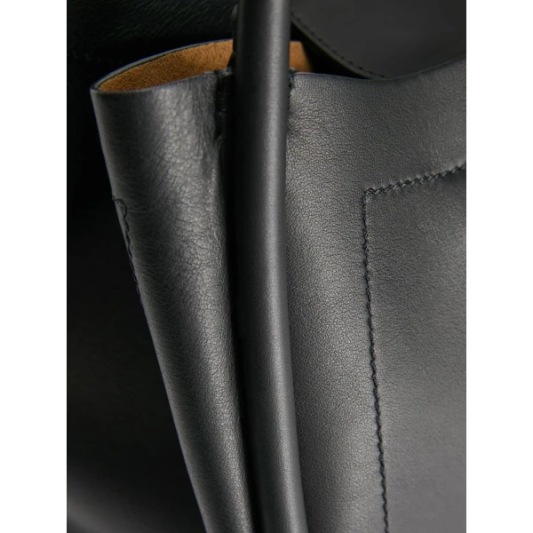 Max Mara Medium Leather Marine Bag in Black | Totes & Top-Handle Bags | Coveti