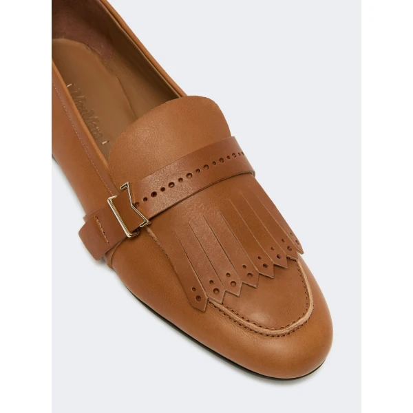 Max Mara Mister Fringed Leather Loafers in Amber Brown | Loafers | Coveti