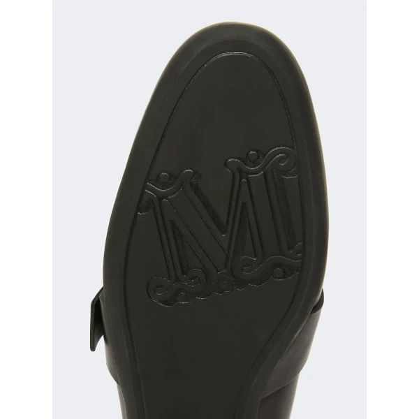 Max Mara Mister Fringed Leather Loafers in Black | Loafers | Coveti