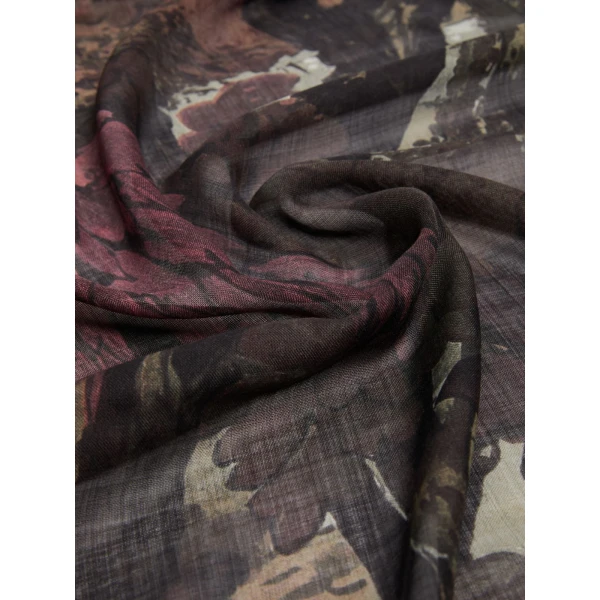 Max Mara Moneta Printed Wool and Silk Shawl in Shaded Pink | Scarves | Coveti