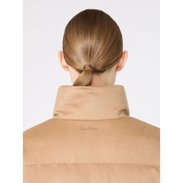 Max Mara Mora Reversible Camel Drap Puffer Jacket in Beige | Jackets | Coveti