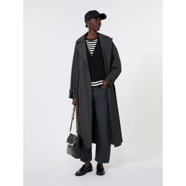 Max Mara Multid Jersey Boxy T-Shirt in Black | T-shirts | Coveti