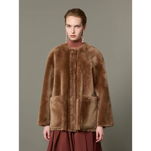 Max Mara Nerine Reversible Shearling Jacket in Camel | Shearling Jackets | Coveti