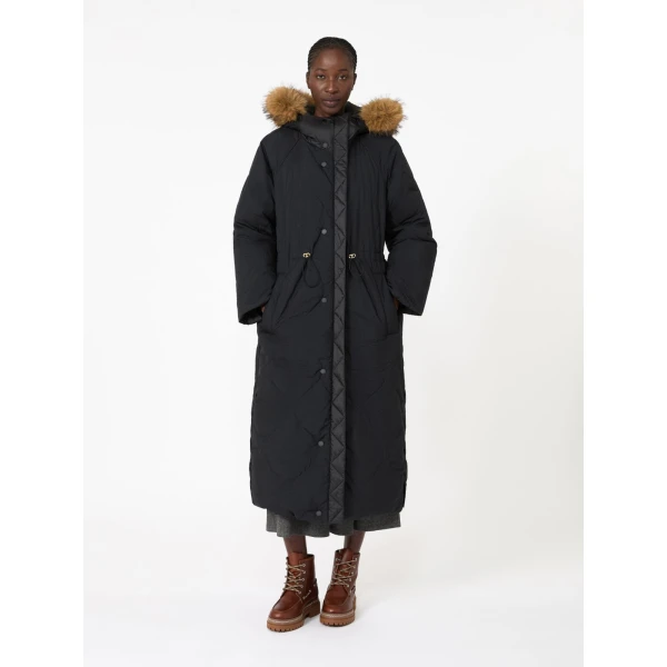 Max Mara Novak Long Reversible Water-Repellent Down Jacket in Black | Jackets | Coveti