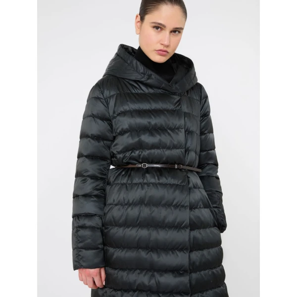 Max Mara Novef Reversible Water-Repellent Satin Down Jacket in Black | Jackets | Coveti
