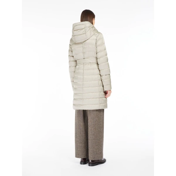 Max Mara Novef Reversible Water-Repellent Satin Down Jacket in Light | Jackets | Coveti