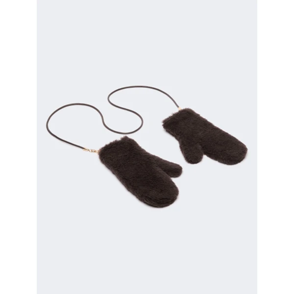 Max Mara Ombrato Alpaca and Wool Teddy Mittens in Brown | Gloves | Coveti