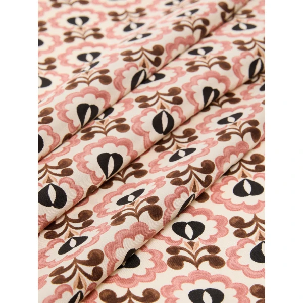 Max Mara Onesto Printed Silk Scarf in Ivory | Scarves | Coveti