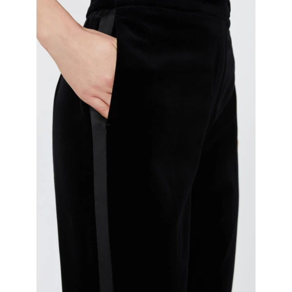 Max Mara Oscuri Velvet Tuxedo Trousers in Black | Wide leg pants | Coveti