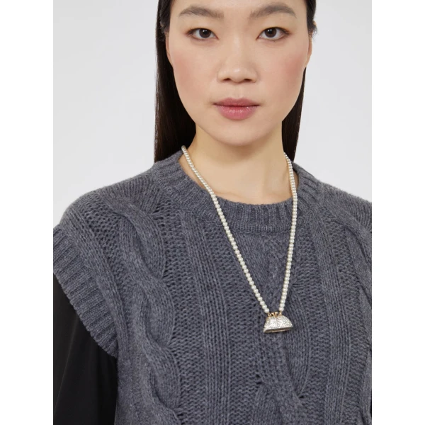 Max Mara Pasticcino Bag Pendant Pearl Necklace in Optical White | Necklace | Coveti