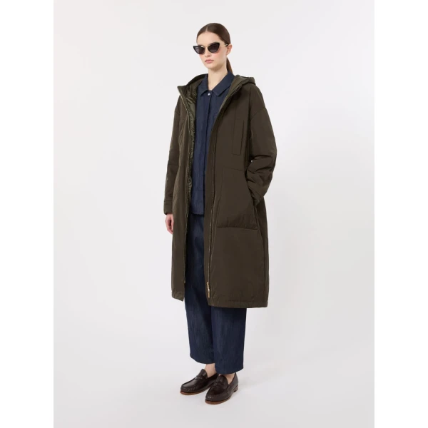 Max Mara Peplo Cotton Denim Barrel-Leg Trousers in Midnight Blue | Denim | Coveti