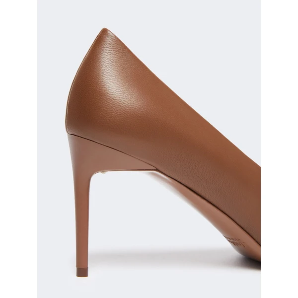 Max Mara Phyllis Nappa Leather Court Shoes in Tobacco | Heels | Coveti