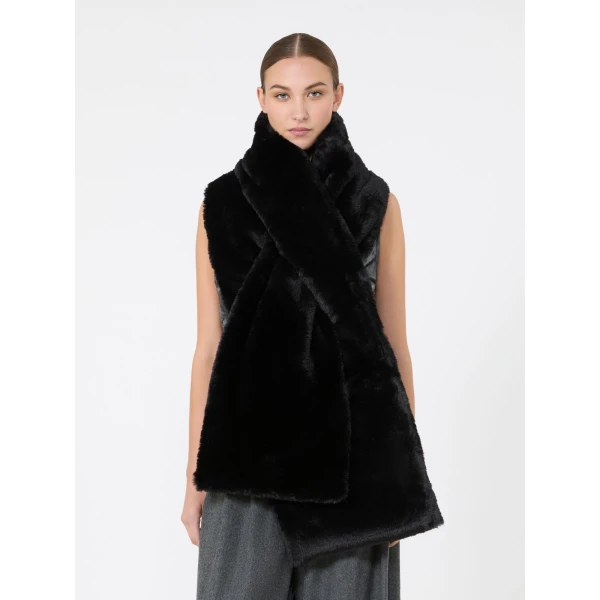 Max Mara Piacere Water-Repellent Canvas Padded Stole in Black | Scarves | Coveti