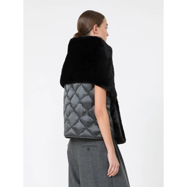 Max Mara Piacere Water-Repellent Canvas Padded Stole in Black | Scarves | Coveti