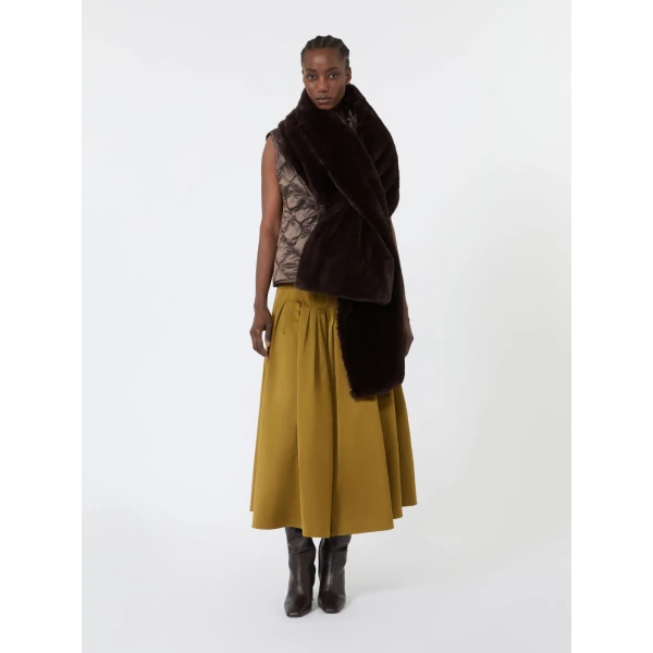 Max Mara Piacere Water-Repellent Canvas Padded Stole in Dark Brown | Scarves | Coveti