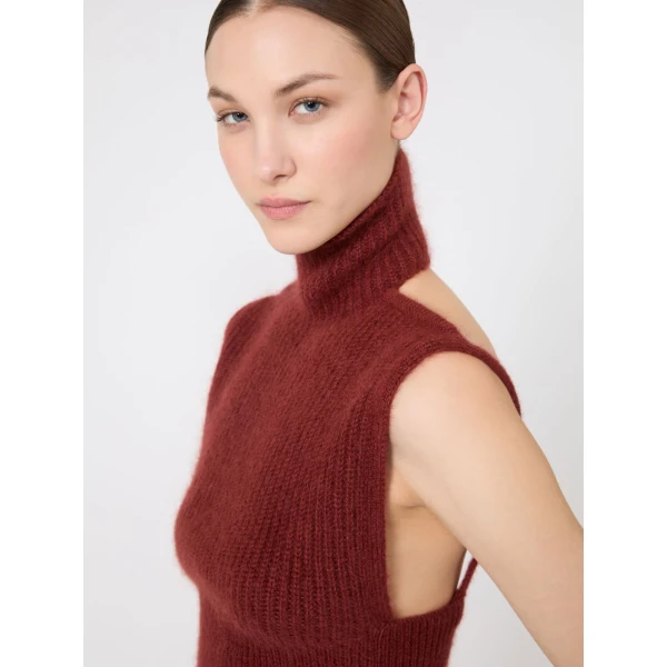 Max Mara Placido Slim-Fitting Mohair Jumper in Brown Bordeaux | Sweaters | Coveti