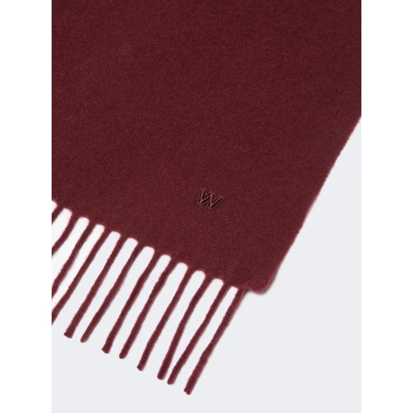 Max Mara Plain Wool Stole in Bordeaux | Scarves | Coveti