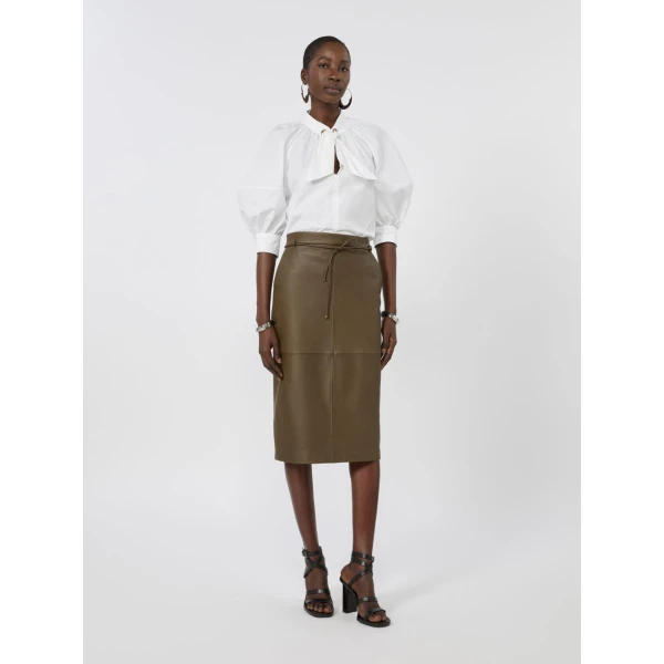 Max Mara Quinoa Oversized Cotton Poplin Shirt in White | Shirts | Coveti