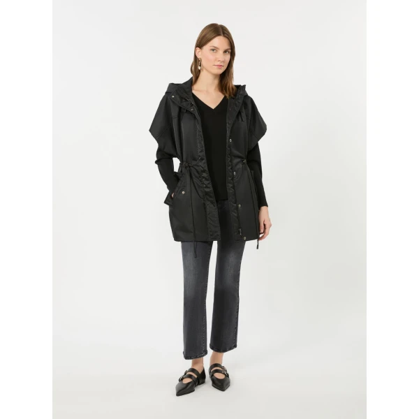 Max Mara Rapallo Slim Super Stretch Denim Jeans in Black | Denim | Coveti