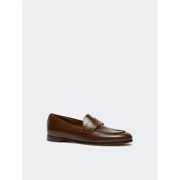 Max Mara Regentmoc Semi-Glossy Leather Loafers in Cocoa | Loafers | Coveti