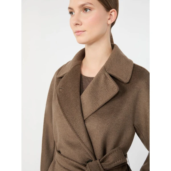 Max Mara Resina Double-Breasted Wool Coat in Marron Glace | Wool Coat | Coveti