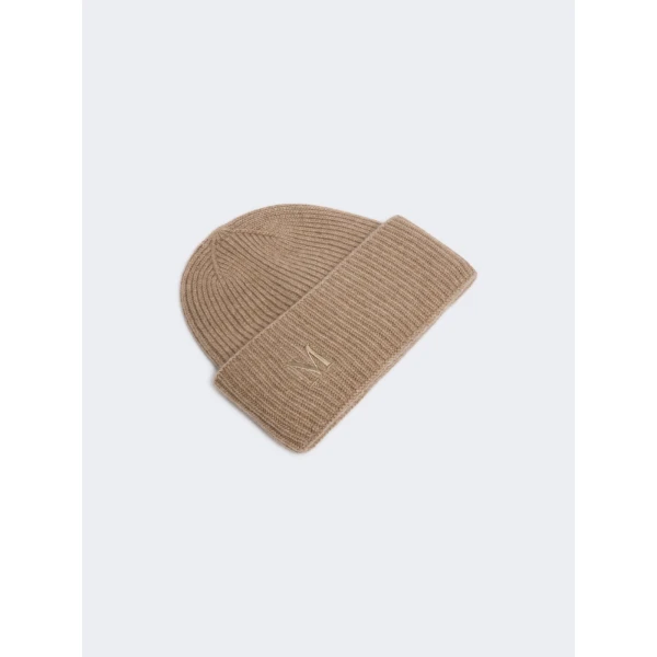 Max Mara Retina Ribbed Cashmere Beanie in Hazelnut Brown | Hats | Coveti